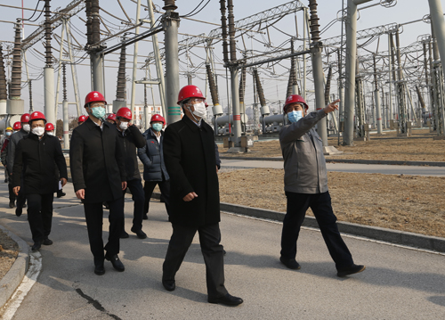毛偉明到國(guó)網(wǎng)冀北電力調(diào)研指導(dǎo)疫情防控、慰問(wèn)一線干部員工