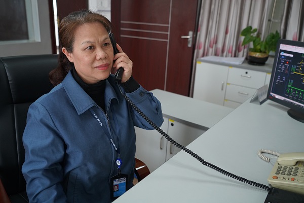 盡自己的一點(diǎn)力，站好最后一班崗——記柳城供電局電力調(diào)度控制中心全革慶