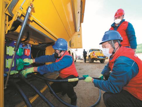 戰(zhàn)“疫”一線的先鋒力量——記國家電網山東電力(威海)彩虹共產黨員服務隊