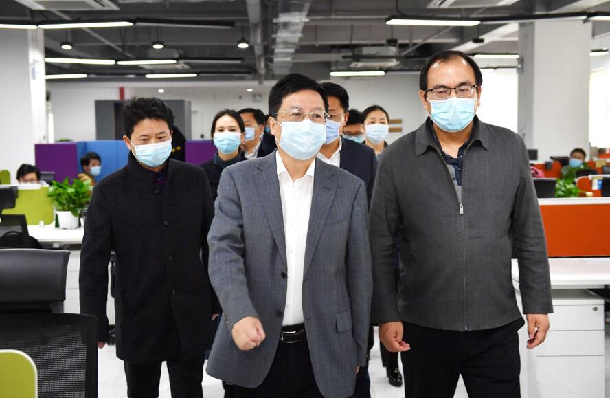 湖南省委常委、長沙市委書記胡衡華到大唐先一科技公司調(diào)研