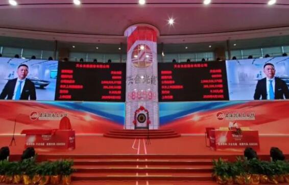 天合光能登陸A股，高紀(jì)凡再次敲響銅鑼