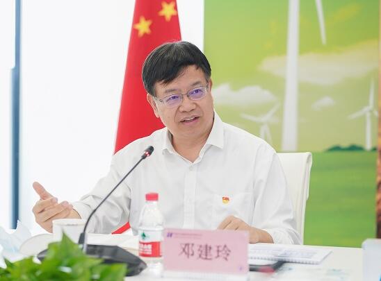 華能集團(tuán)公司總經(jīng)理、黨組副書記鄧建玲調(diào)研天成租賃公司