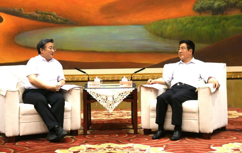 中核集團(tuán)黨組書記、董事長余劍鋒與甘肅省委書記林鐸會談