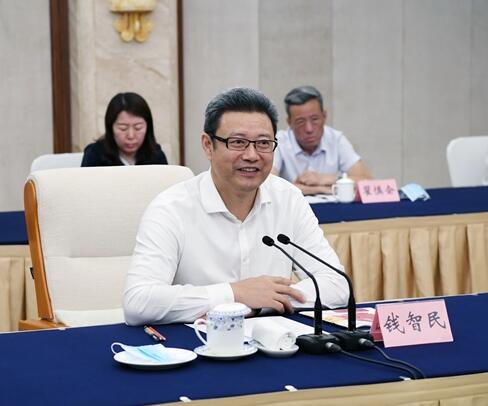 國家電投黨組書記、董事長錢智民拜會重慶市委副書記、市長唐良智