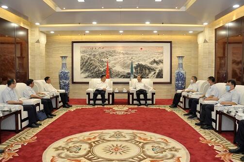 辛保安會(huì)見中國(guó)西電集團(tuán)董事長(zhǎng)白忠泉、總經(jīng)理裴振江