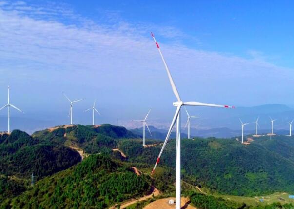 大唐廣元何家山10萬千瓦級(jí)風(fēng)電場(chǎng)正式投運(yùn)