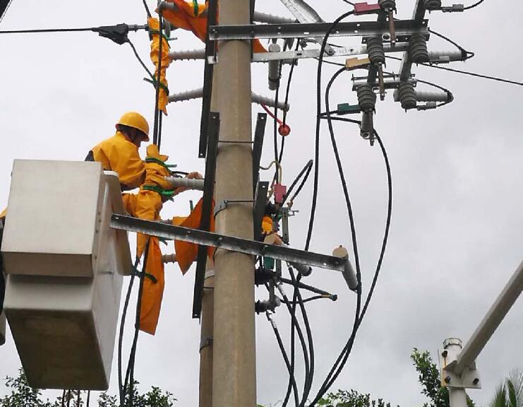 海南陵水供電局超常規(guī)舉措開展旁路不停電作業(yè)，提升居民電力獲得感