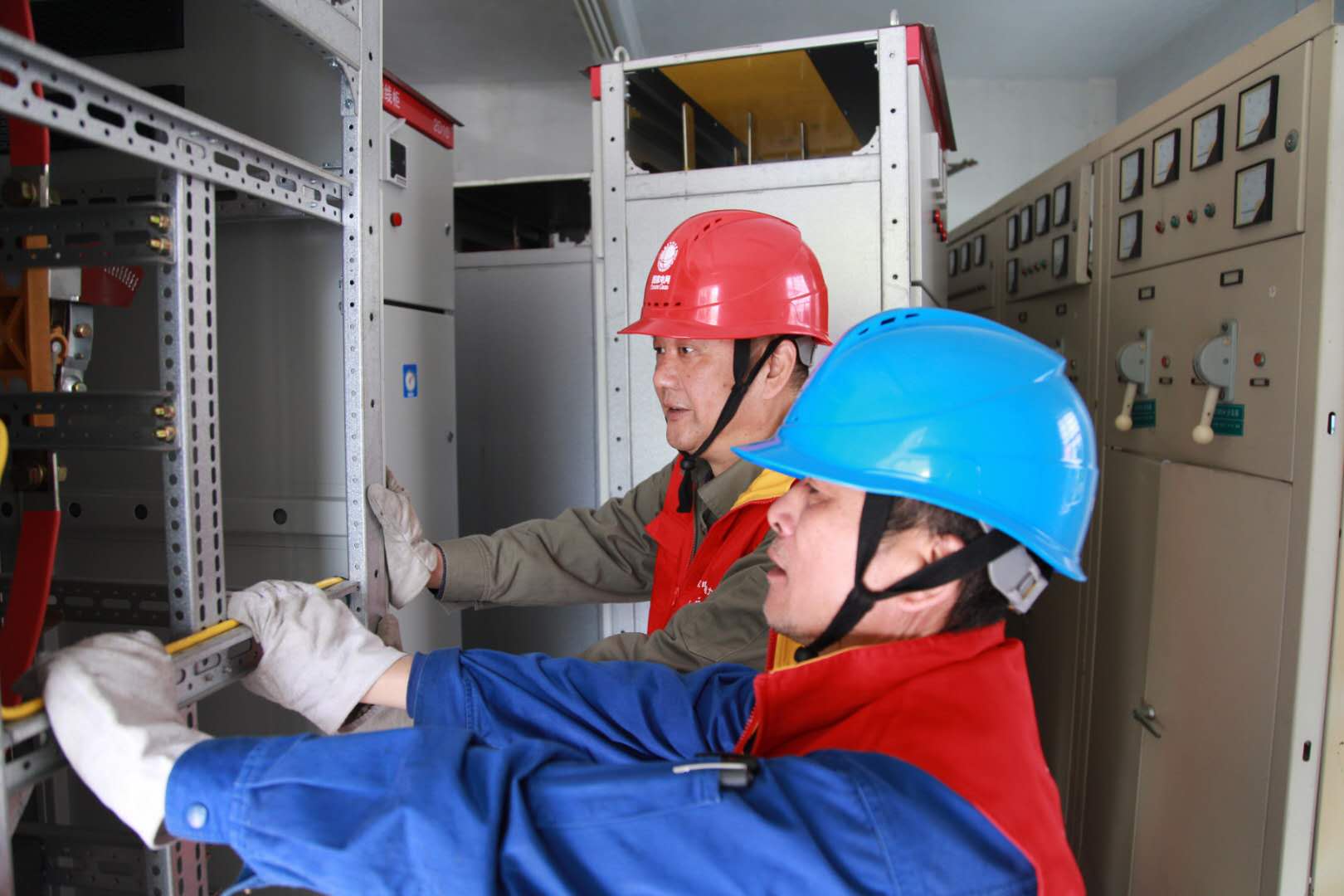 國網(wǎng)寧波市鄞州區(qū)供電公司：老舊小區(qū)煥然一新，居民幸福感顯著提高