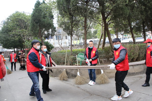 國(guó)網(wǎng)寧?？h供電公司：學(xué)雷鋒 青年在行動(dòng)