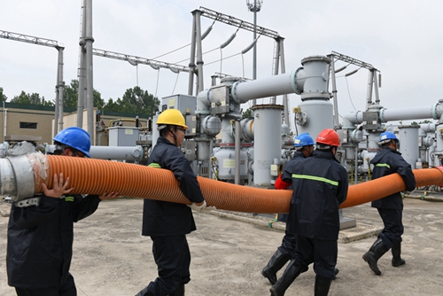 江蘇東海縣供電公司開(kāi)展2021年變電站防汛應(yīng)急演練