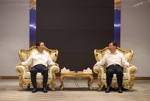 國(guó)家電網(wǎng)董事長(zhǎng)、黨組書(shū)記辛保安拜會(huì)河南省委書(shū)記樓陽(yáng)生、省長(zhǎng)王凱