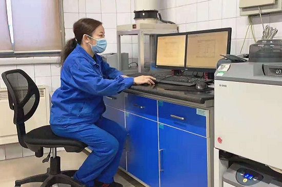 陡河發(fā)電廠郝雨霞：“我家住得近，急活兒我來(lái)”