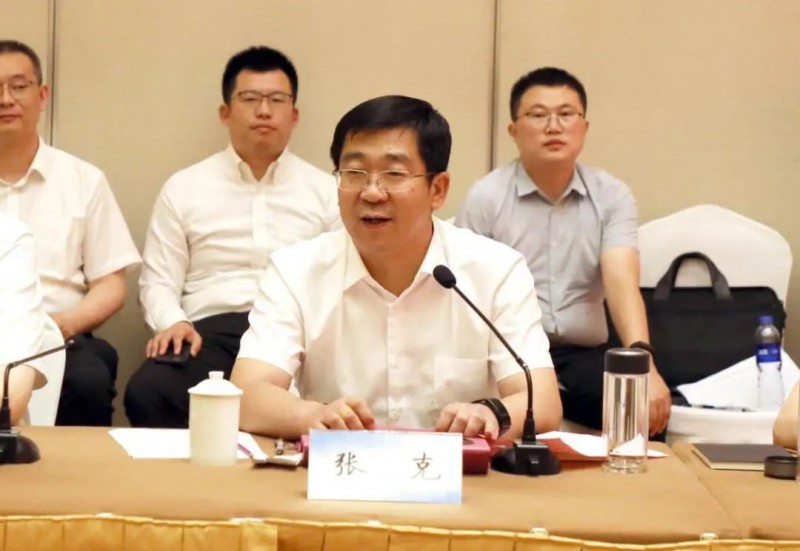 協(xié)鑫、徐工聯(lián)手！布局新能源