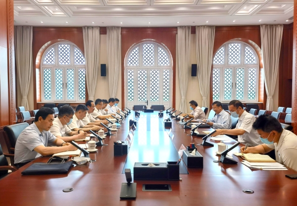 丁焰章拜訪(fǎng)國(guó)家能源局黨組書(shū)記、局長(zhǎng)章建華