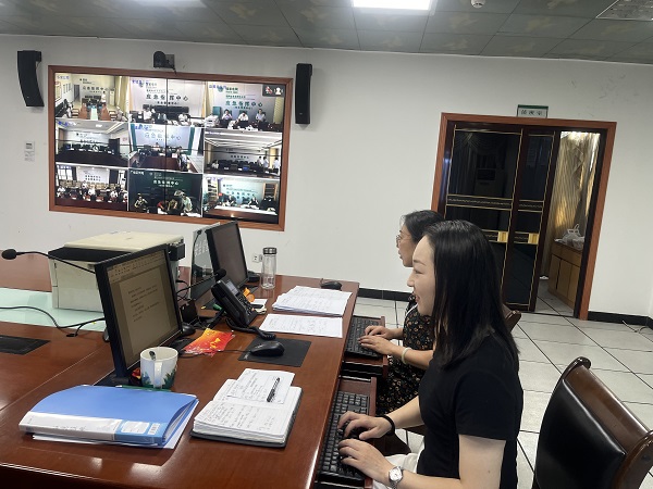 國(guó)慶我在崗，服務(wù)不打烊