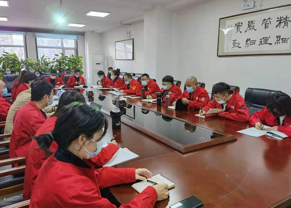 烏海市千里山供電公司：宣貫《車輛管理標(biāo)準(zhǔn)》，加強(qiáng)車輛日常管理