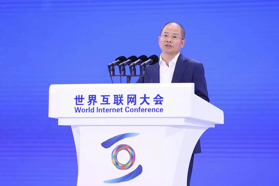 徐直軍：以數(shù)字技術(shù)驅(qū)動發(fā)展的確定性，應(yīng)對全球經(jīng)濟(jì)的不確定性