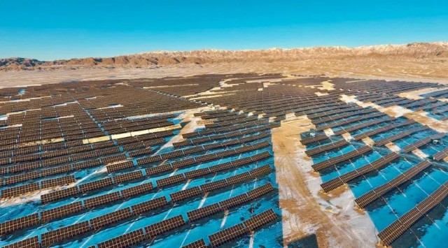 【索比月報】組件價格高位穩(wěn)，開工環(huán)比基本維持，產業(yè)鏈或將迎來變革——11月光伏組件市場總結