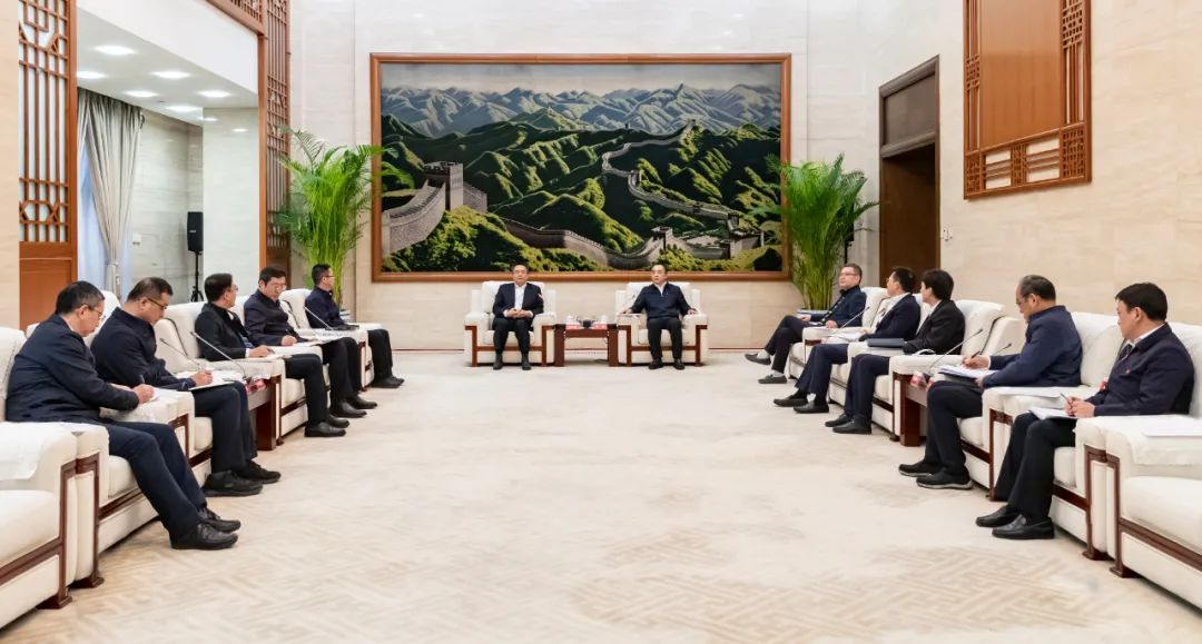 大唐集團(tuán)黨組書記、董事長鄒磊會見哈電集團(tuán)黨委書記、董事長曹志安