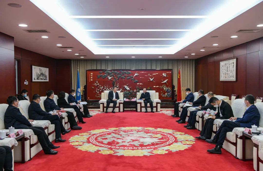 華電集團(tuán)黨組書記、董事長(zhǎng)江毅會(huì)見鐵嶺市委書記、市人大常委會(huì)主任宋誠(chéng)