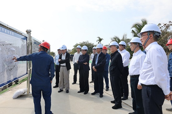 華能集團外部董事到海南分公司及昌江、石島灣核電基地調研