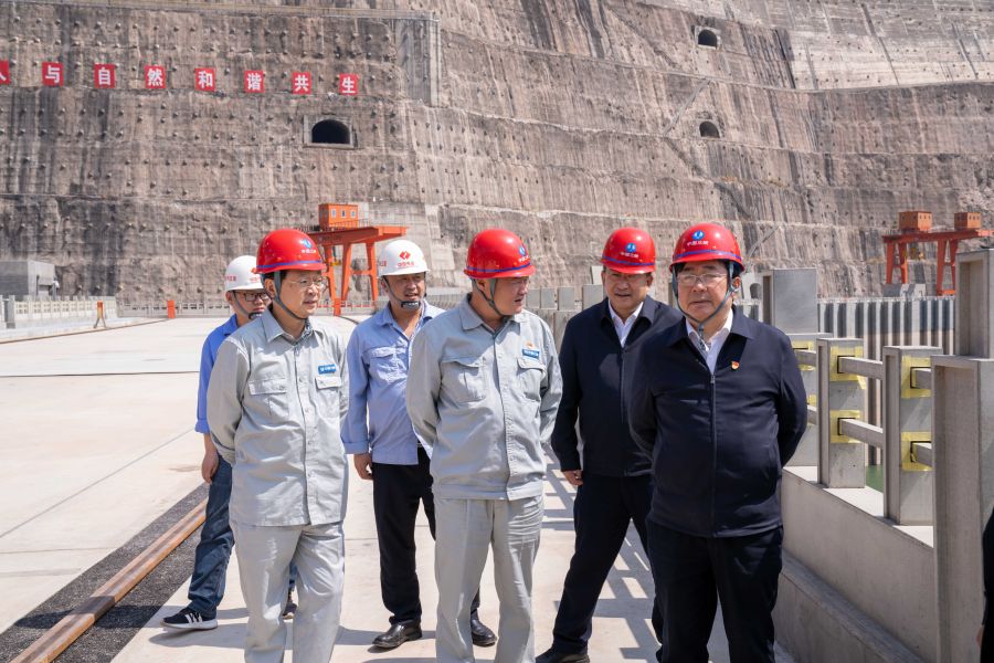 國(guó)資委黨建局局長(zhǎng)、央企團(tuán)工委書(shū)記姚煥調(diào)研白鶴灘水電站
