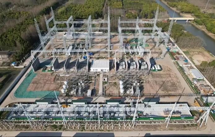 國網(wǎng)上海電力全面推動上海電網(wǎng)建設(shè)向智慧、綠色、低碳方向轉(zhuǎn)變