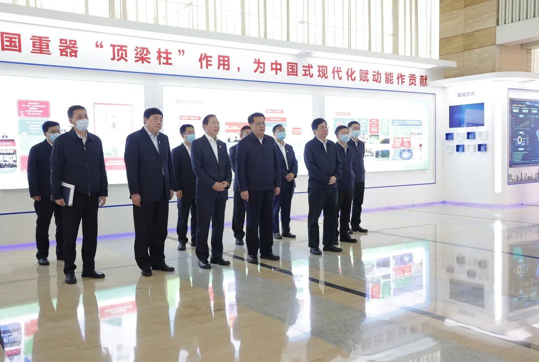 重慶市委書記袁家軍、市長胡衡華與國家電網(wǎng)董事長辛保安、總經(jīng)理張智剛會(huì)談