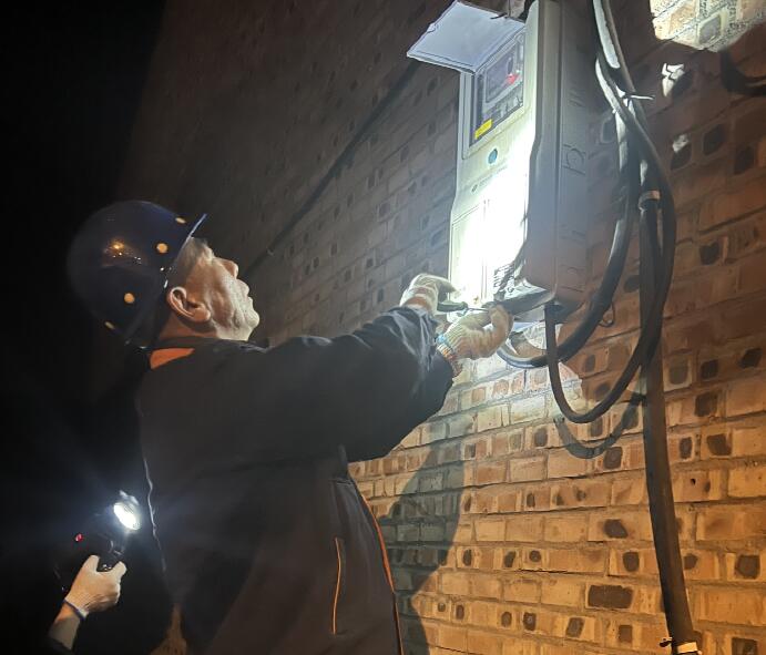 豐鎮(zhèn)供電公司開展查處安全隱患、保障供用電質(zhì)量專項用電檢查行動