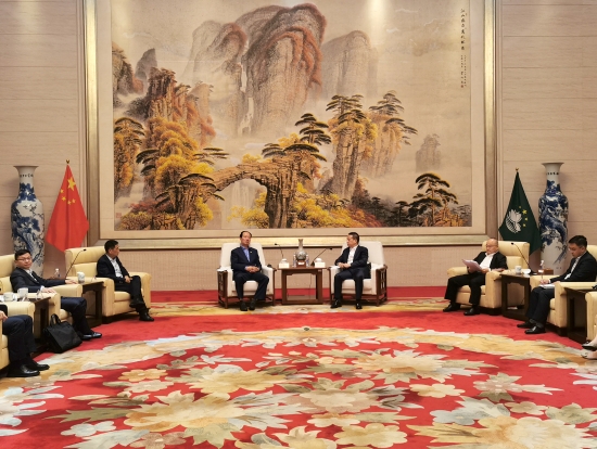 中國(guó)電建黨委書記、董事長(zhǎng)丁焰章拜會(huì)中央政府駐澳門聯(lián)絡(luò)辦公室副主任黃柳權(quán)