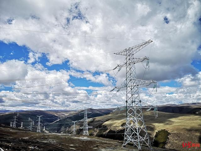 成都全力節(jié)能度夏:供電能力達(dá)到1820萬千瓦大關(guān)