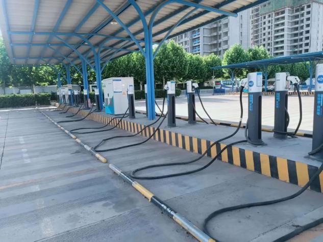 即日起，聊城汽車總站充電樁對外開放啦!