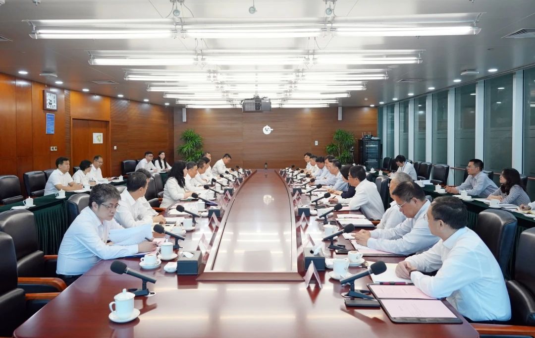 中國能建黨委書記、董事長宋海良與中國海油黨組書記、董事長汪東進會談