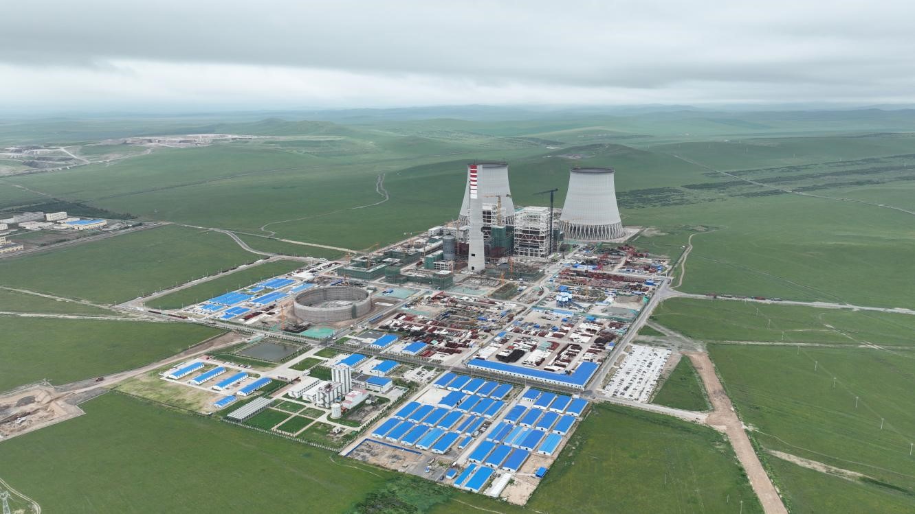 不怕困難、奮勇向前 天邊草原加壓奮進打響“五大戰(zhàn)役”攻堅全年目標(biāo)