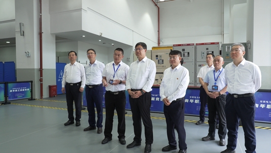 華能集團(tuán)有限公司總經(jīng)理、黨組副書記鄧建玲到云南分公司調(diào)研