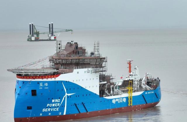 亞洲首制風(fēng)電運(yùn)維母船下水，中國海上風(fēng)電邁向深海的關(guān)鍵一步