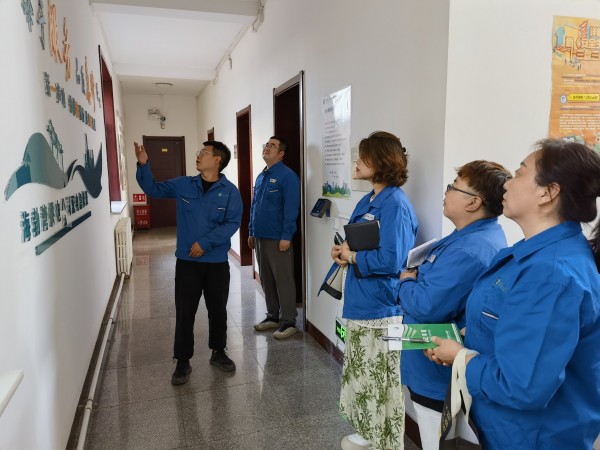 烏海市千里山供電公司：對(duì)標(biāo)交流，共促發(fā)展