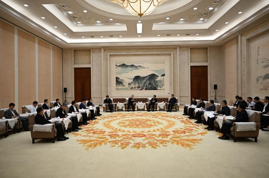 三峽集團董事長、黨組書雷鳴山拜會江蘇省委書記信長星、 省長許昆林