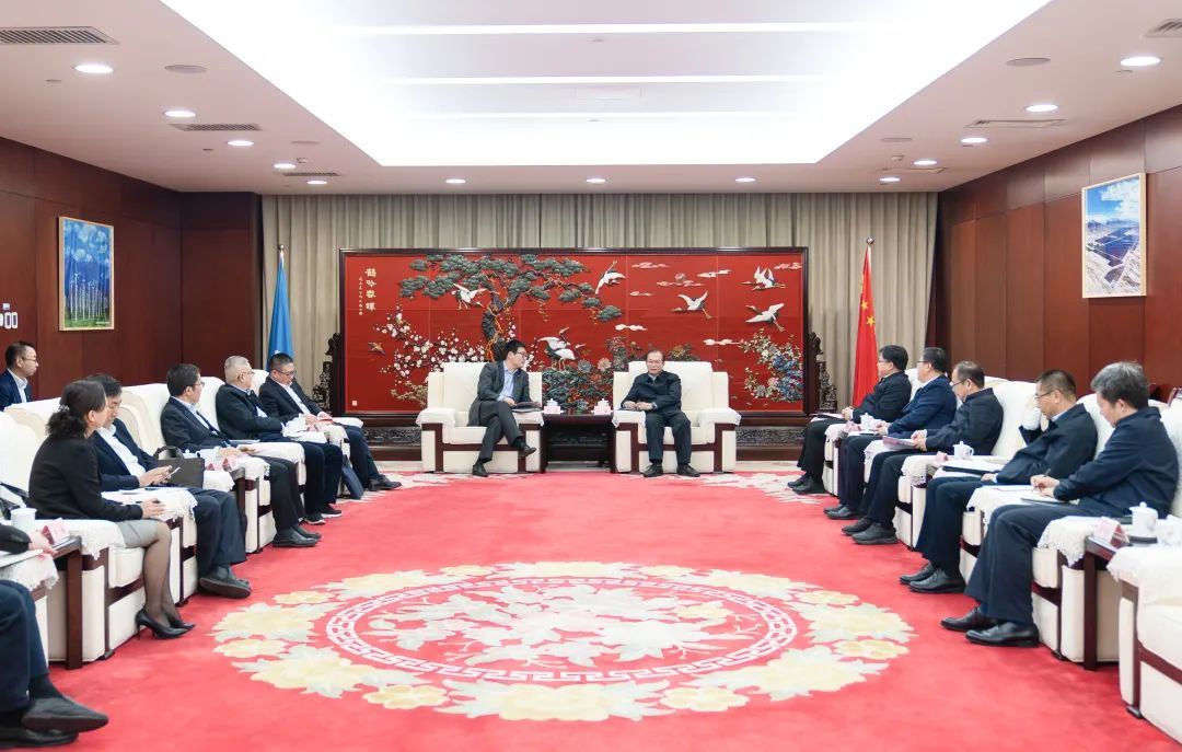 華電黨組書記、董事長江毅會見上海電氣集團黨委書記、董事長吳磊