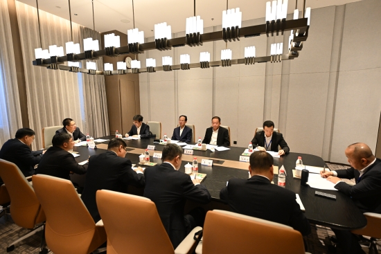 丁焰章與近期新任職子企業(yè)黨委書記、董事長進(jìn)行集體談話