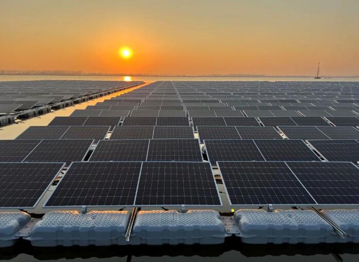 淮河能源光伏產(chǎn)業(yè)建設(shè)按下“快進鍵”