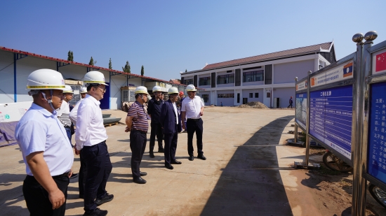 楊良赴印尼、老撾調(diào)研指導(dǎo)國別市場經(jīng)營工作