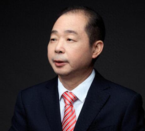 【兩會(huì)好聲音】全國(guó)人大代表、德力西集團(tuán)董事局主席胡成中：支持產(chǎn)業(yè)鏈出海，助推制造企業(yè)轉(zhuǎn)型升級(jí)