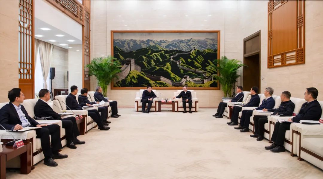 大唐集團(tuán)董事長(zhǎng)、黨組書(shū)鄒磊與國(guó)家電網(wǎng)董事長(zhǎng)、黨組書(shū)記張智剛會(huì)談