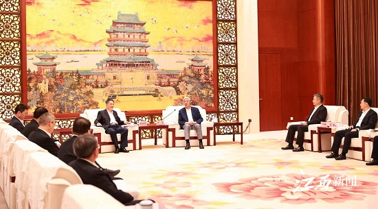 華能集團黨組書記、董事長溫樞剛拜會江西省委書記尹弘