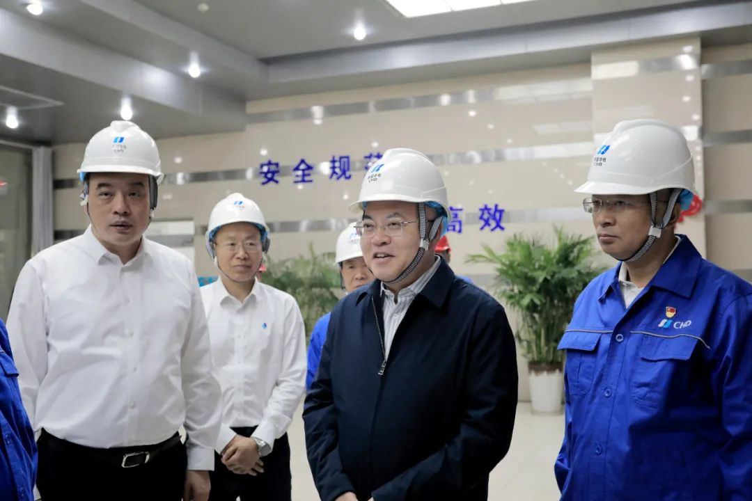 華電集團(tuán)黨組副書記、總經(jīng)理葉向東到新疆公司調(diào)研