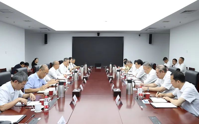 國家電網(wǎng)公司董事長、黨組書記張智剛拜訪懷柔實驗室并交流座談