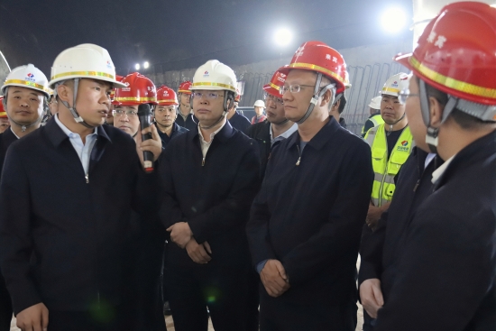 中國電建黨委副書記、總經(jīng)理王斌赴高原重大項(xiàng)目調(diào)研指導(dǎo)工作 宣講黨的二十屆三中全會精神