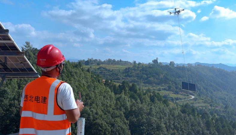 “飛”速前進(jìn)，無人機(jī)運(yùn)輸助力西北電建洛南光伏項(xiàng)目建設(shè)