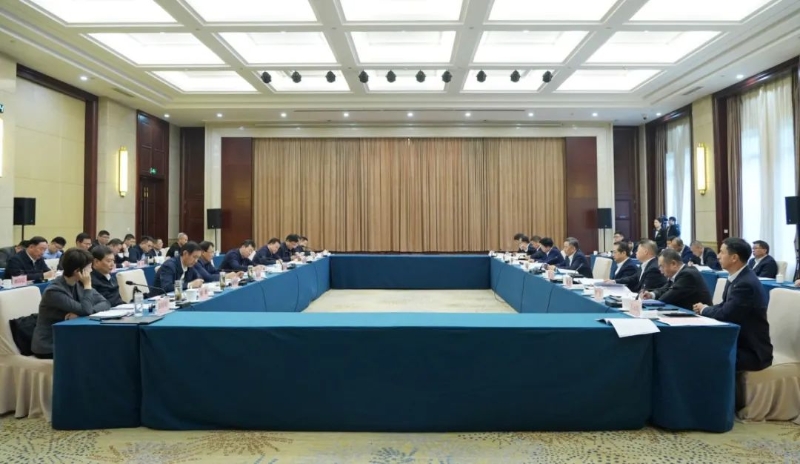 中國(guó)能建黨委書記、董事長(zhǎng)宋海良與臨沂市委書記任剛會(huì)談